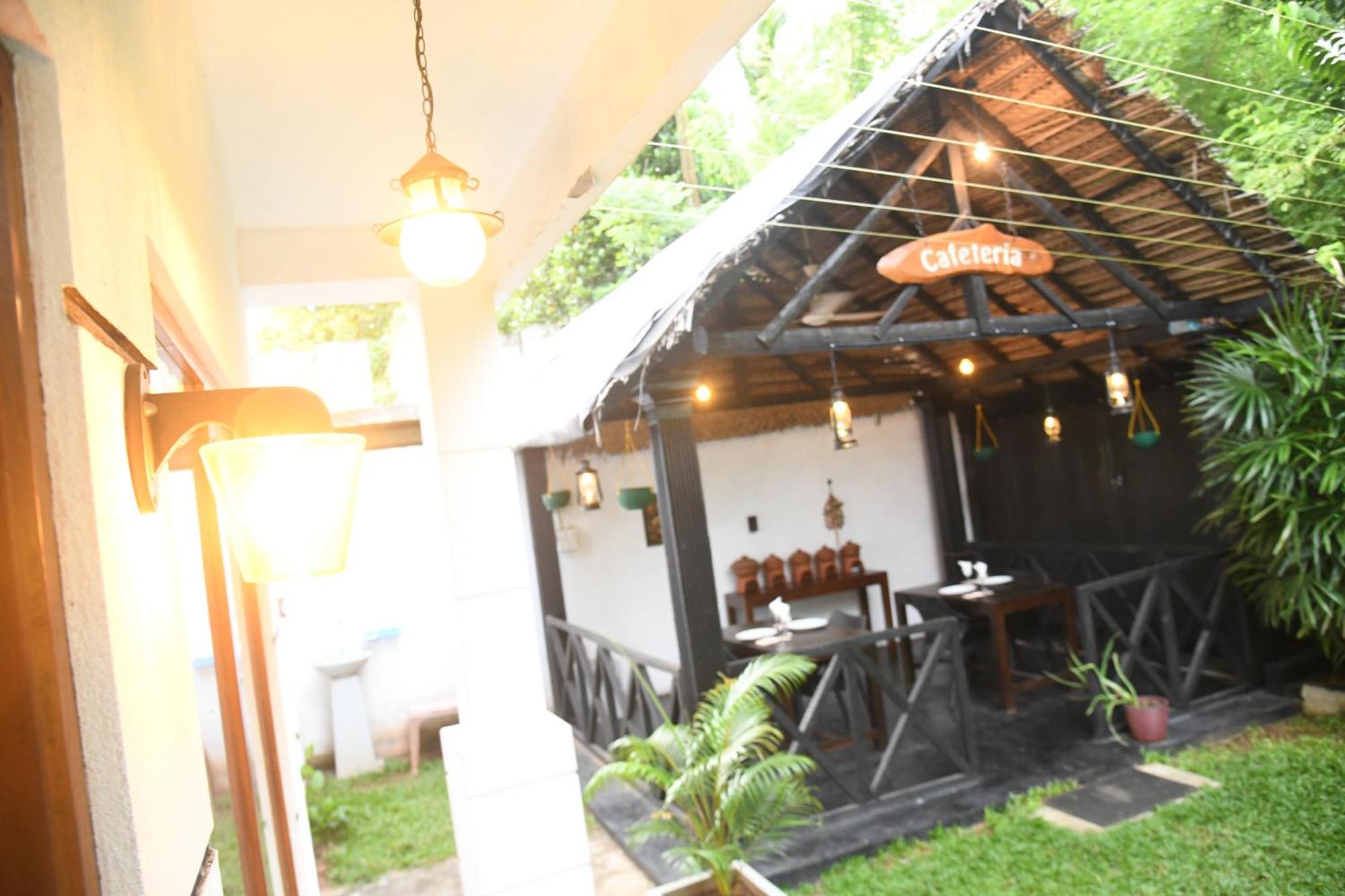 Wild Park Safari Home Stay Удавалаве Екстериор снимка