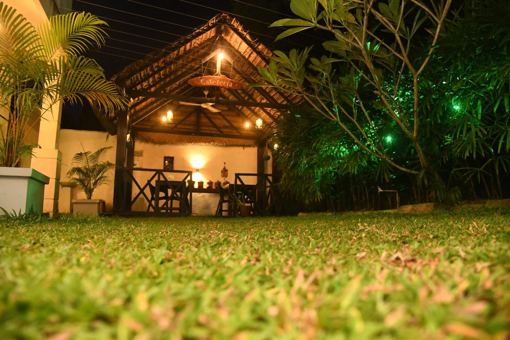 Wild Park Safari Home Stay Удавалаве Екстериор снимка