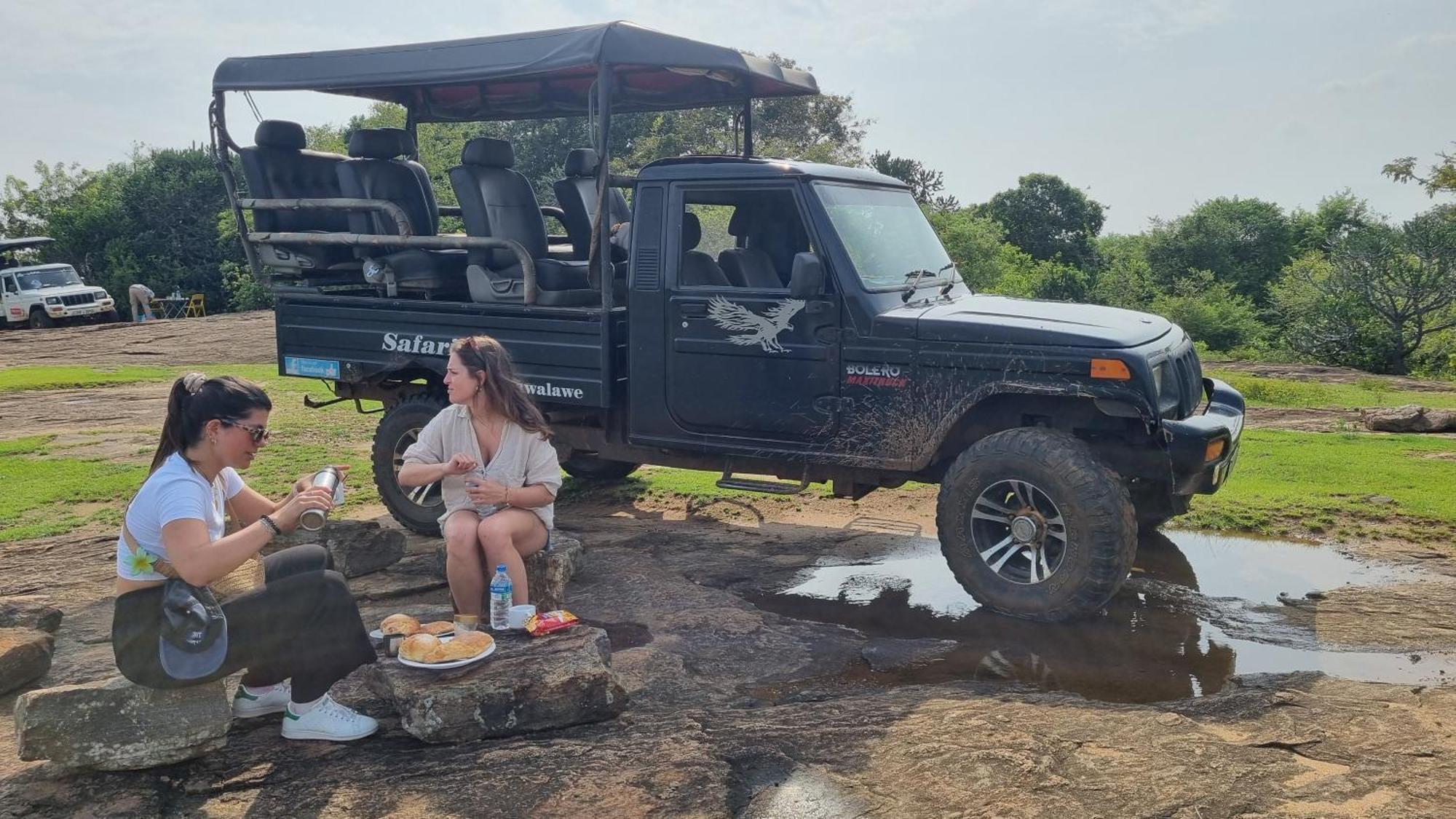 Wild Park Safari Home Stay Удавалаве Екстериор снимка